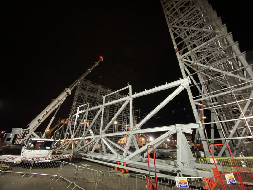 Six new Grove all-terrain cranes for J & D Pierce